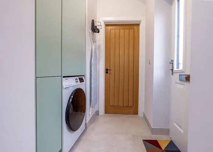 Nyaraló Cosy Single Storey With Garden, Parking Bristol